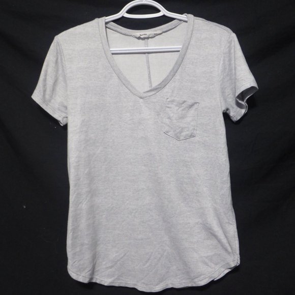 BLUENOTES, small, Two soft V Neck short sleeve shirts with pocket, GUC - Picture 2 of 14